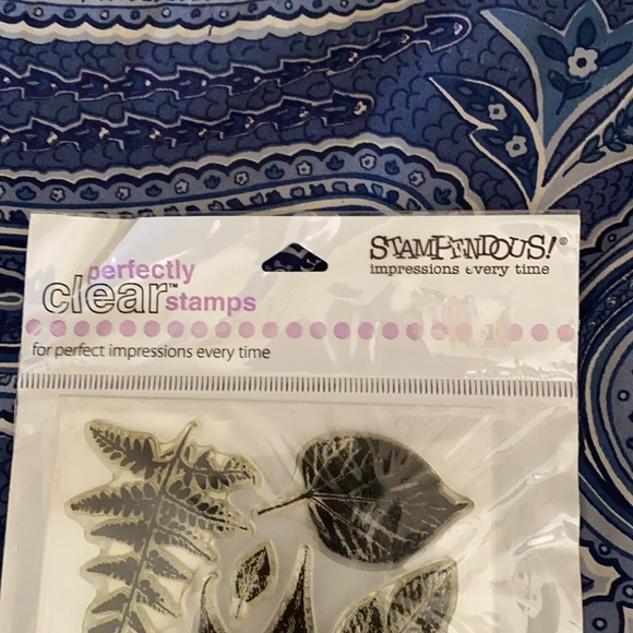 🌼🌿New Stampendous perfectly clear stamps - Picture 2 of 5